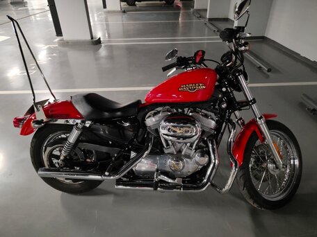 2010 Harley-Davidson Sportster 883, красный, 730000 рублей, вид 5