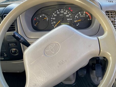 2014 Toyota Dyna, белый, 3397000 рублей, вид 5