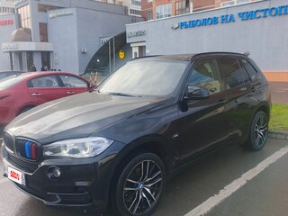 2016 BMW X5 25d III (F15), чёрный, 3000000 рублей, вид 2