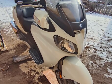 2013 Suzuki Burgman (SkyWave) 650, белый, 490000 рублей, вид 2