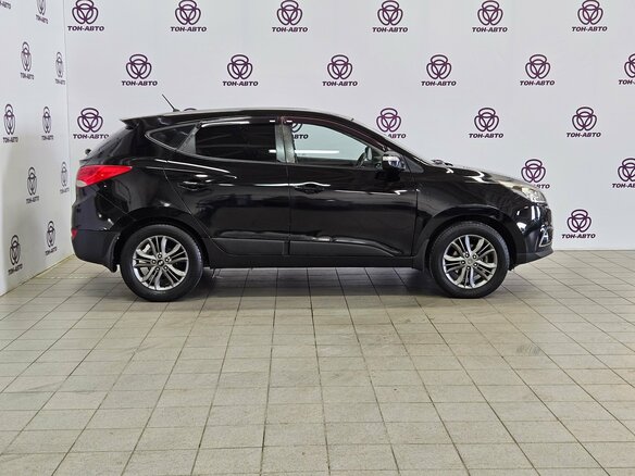 2013 Hyundai ix35 I, чёрный, 916000 рублей - вид 3
