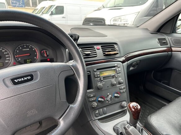 2001 Volvo S80 I, чёрный, 1200000 рублей - вид 9