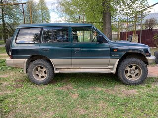 2002 Mitsubishi Pajero II Рестайлинг, зелёный, 350000 рублей, вид 2