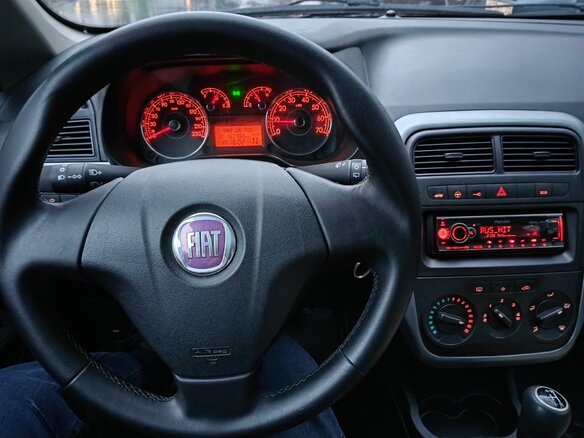 2008 Fiat Punto III Grande Punto, чёрный, 360000 рублей - вид 12