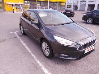 2017 Ford Focus III Рестайлинг, серый, 980000 рублей, вид 2
