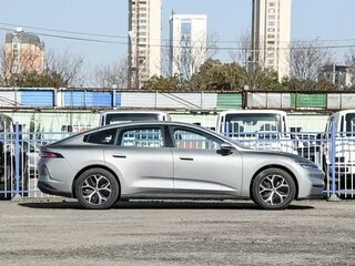 2026 Changan Qiyuan A06 51.48 kWh, серебристый, 2711033 рублей, вид 4