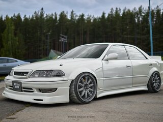1998 Toyota Mark II VIII (X100), белый, 1300000 рублей, вид 1