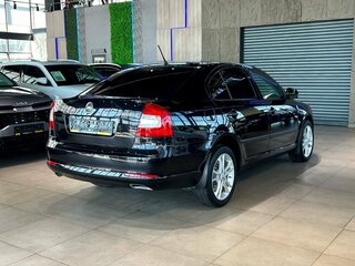 2013 Skoda Octavia II (A5) Рестайлинг, чёрный, 1050000 рублей, вид 4