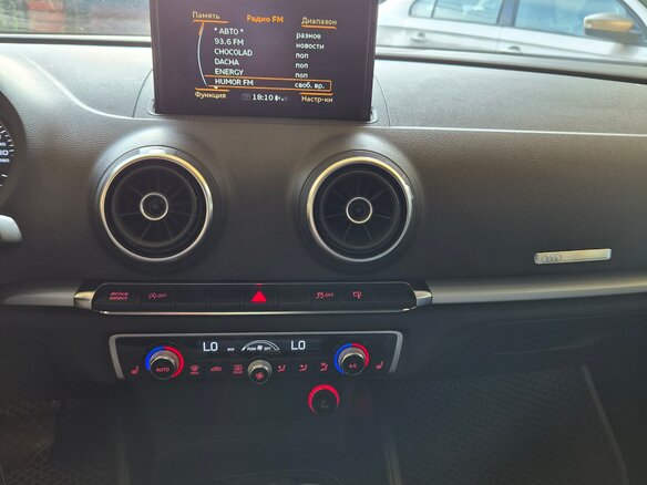 2016 Audi A3 III (8V), белый - вид 22