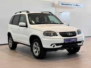 2020 Lada (ВАЗ) Niva, белый, 770000 рублей, вид 3