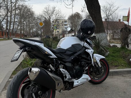 2013 Suzuki GSR 750, белый, 620000 рублей, вид 2