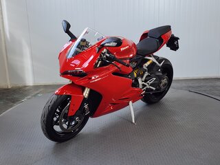 2015 Ducati 1299 Panigale, красный, 1129000 рублей, вид 4