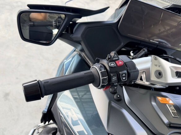 2025 BMW R 1300 RT, чёрный - вид 15