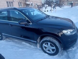 2013 Volkswagen Touareg II, чёрный, 2300000 рублей, вид 1