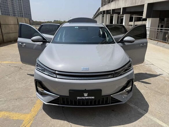 2025 Geely Galaxy A7 150 km, серебристый, 2510000 рублей - вид 3