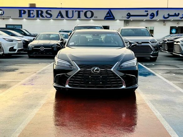 2025 Lexus ES 200 VII Рестайлинг 2, белый, 5690000 рублей - вид 3