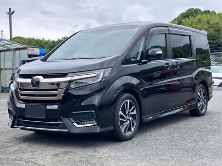 2020 Honda Stepwgn V Рестайлинг, чёрный, 1970000 рублей, вид 4