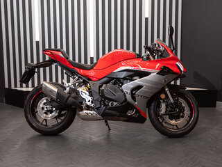 2026 QJMotor SRK 800 RR, красный, 859000 рублей, вид 2