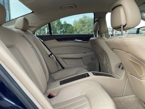 2013 Mercedes-Benz CLS 350 II (C218), синий, 1680000 рублей - вид 28
