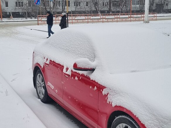 2010 Audi A4 IV (B8), красный, 1000000 рублей - вид 3