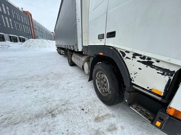 1998 Volvo FH, белый, 1950000 рублей - вид 13