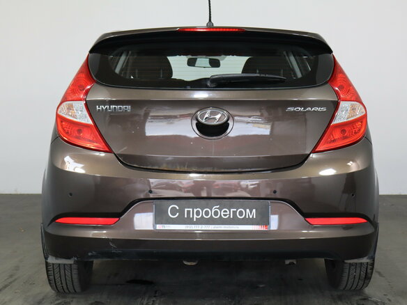 2015 Hyundai Solaris I Рестайлинг, коричневый - вид 4