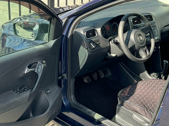 2012 Volkswagen Polo V, синий, 490000 рублей - вид 3