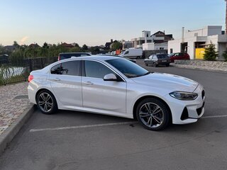 2021 BMW 1 серии 120i III (F52) Рестайлинг, белый, 2400000 рублей, вид 2