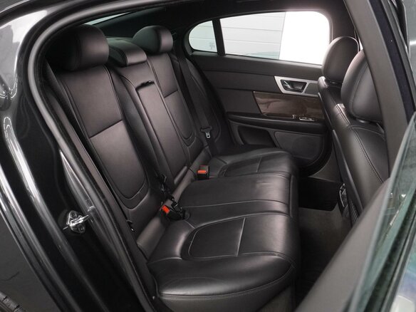 2012 Jaguar XF I Рестайлинг, серый, 1999000 рублей - вид 6