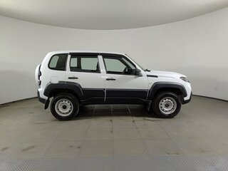 2024 Lada (ВАЗ) Niva Travel I, белый, 1120000 рублей, вид 4