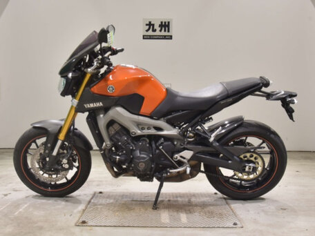2016 Yamaha MT-09 (FZ-09), оранжевый, 540000 рублей, вид 3