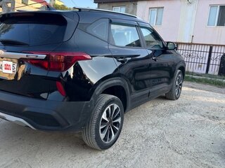 2022 Kia Seltos I, чёрный, 1800000 рублей, вид 4