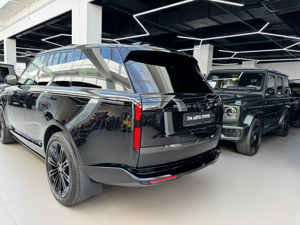 2026 Land Rover Range Rover P400 MHEV V, чёрный - вид 14