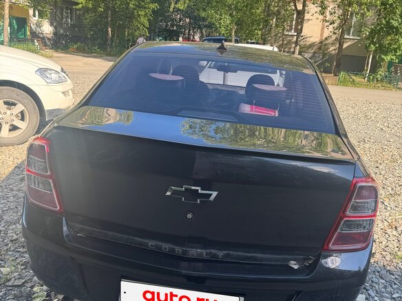 2013 Chevrolet Cobalt II, чёрный, 420000 рублей - вид 4