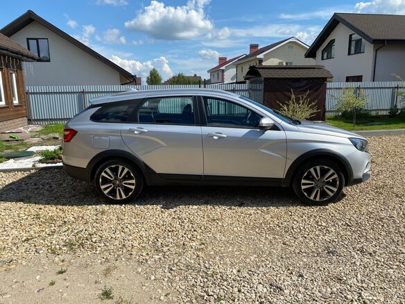 2022 Lada (ВАЗ) Vesta SW Cross I, серый, 930000 рублей - вид 4