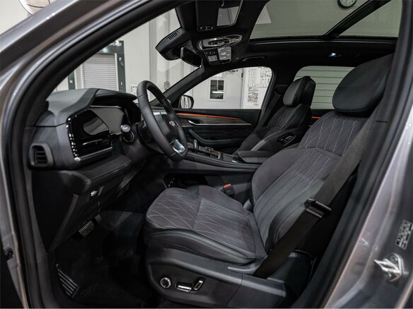 2026 Geely Monjaro I Рестайлинг, серебристый, 5507255 рублей - вид 10