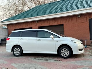 2009 Toyota Wish II, белый, 890000 рублей, вид 3