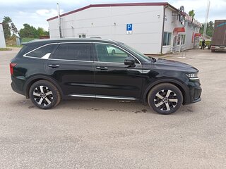 2021 Kia Sorento IV, чёрный, 3050000 рублей, вид 3
