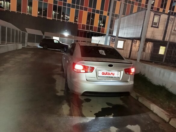 2012 Kia Cerato 6-speed II, серебристый, 690000 рублей - вид 5