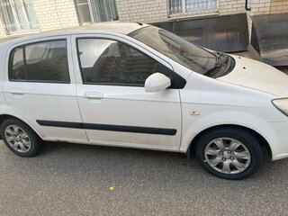 2008 Hyundai Getz I Рестайлинг, белый, 400000 рублей, вид 4