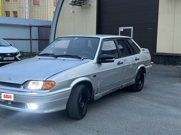 2001 Lada (ВАЗ) 2115, серебристый