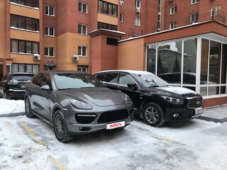 2010 Porsche Cayenne Diesel II (958), серый, 3150000 рублей, вид 4