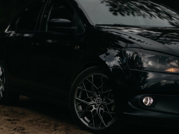 2011 Volkswagen Polo V, чёрный, 500000 рублей - вид 5