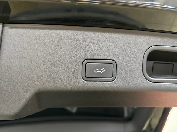 2024 Geely Atlas II, чёрный, 2677000 рублей - вид 20