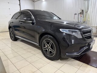 2020 Mercedes-Benz EQC 400 I (N293), чёрный, 5100000 рублей, вид 3