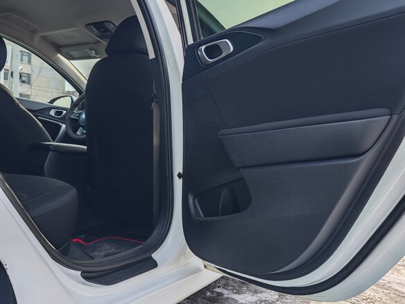 2019 Kia Ceed III, белый, 1350000 рублей - вид 9