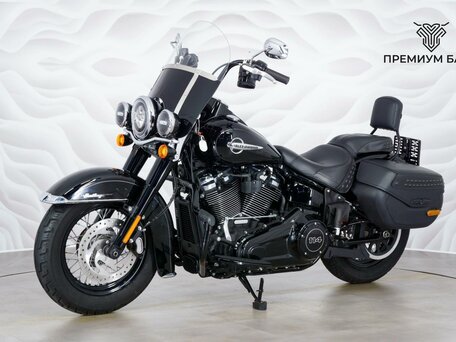 2017 Harley-Davidson Heritage Classic, чёрный, 1599000 рублей, вид 3