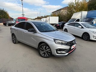 2025 Lada (ВАЗ) Vesta I Рестайлинг (NG), серебристый, 1600000 рублей, вид 2