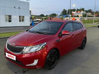 2013 Kia Rio 4-speed III, красный, 850000 рублей, вид 2
