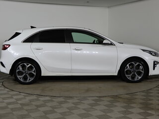 2018 Kia Ceed III, белый, 1569990 рублей, вид 4